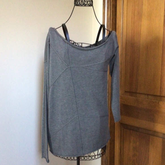 Prins one Shoulder Grey Sweater, Size Medium, NEW - Picture 2 of 8